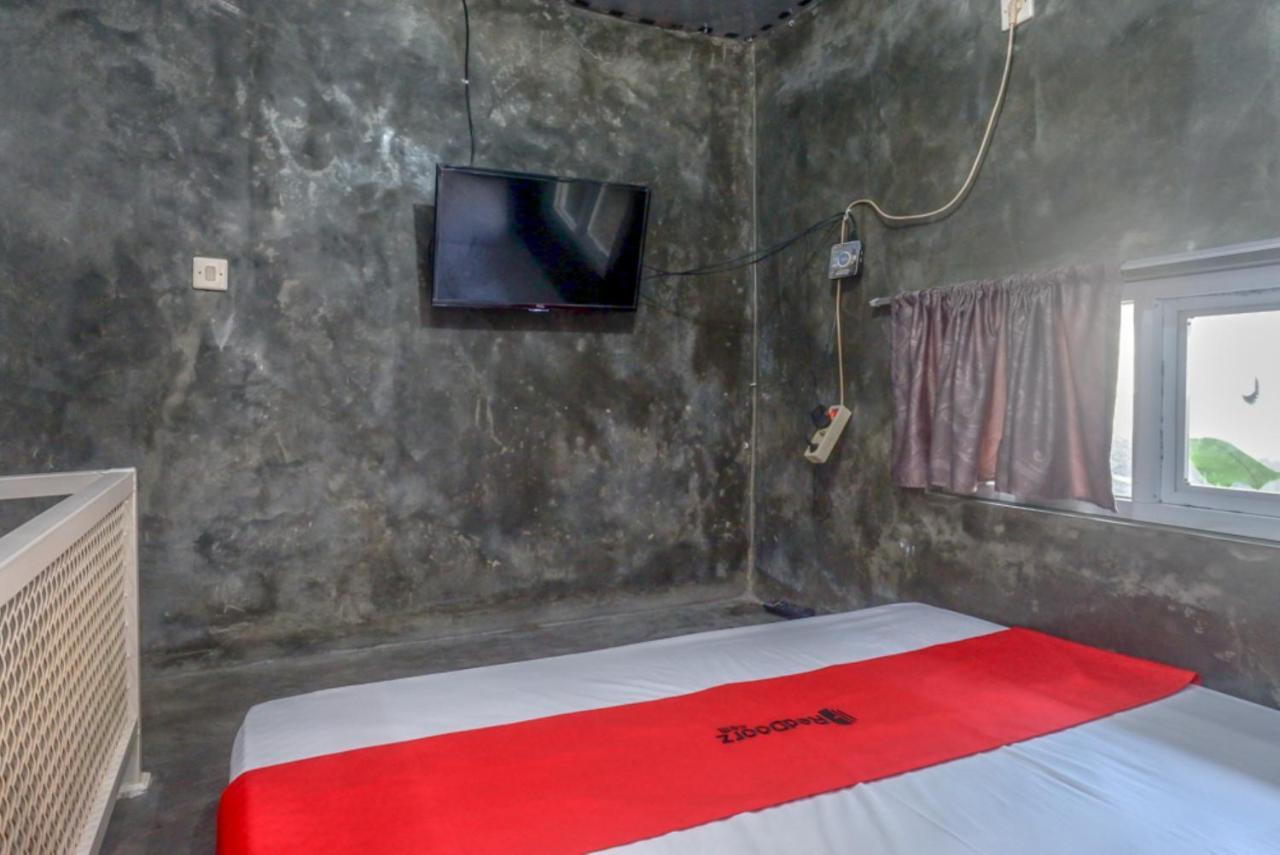Reddoorz Near Jumbo Mall Sragen المظهر الخارجي الصورة