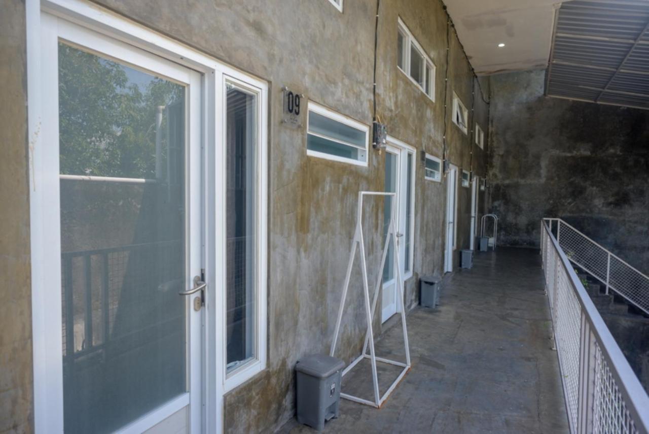 Reddoorz Near Jumbo Mall Sragen المظهر الخارجي الصورة